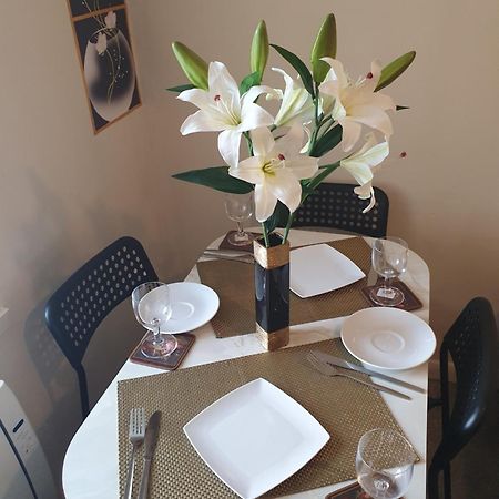 Lovely 1Bedrood Apartment Гілфорд Екстер'єр фото