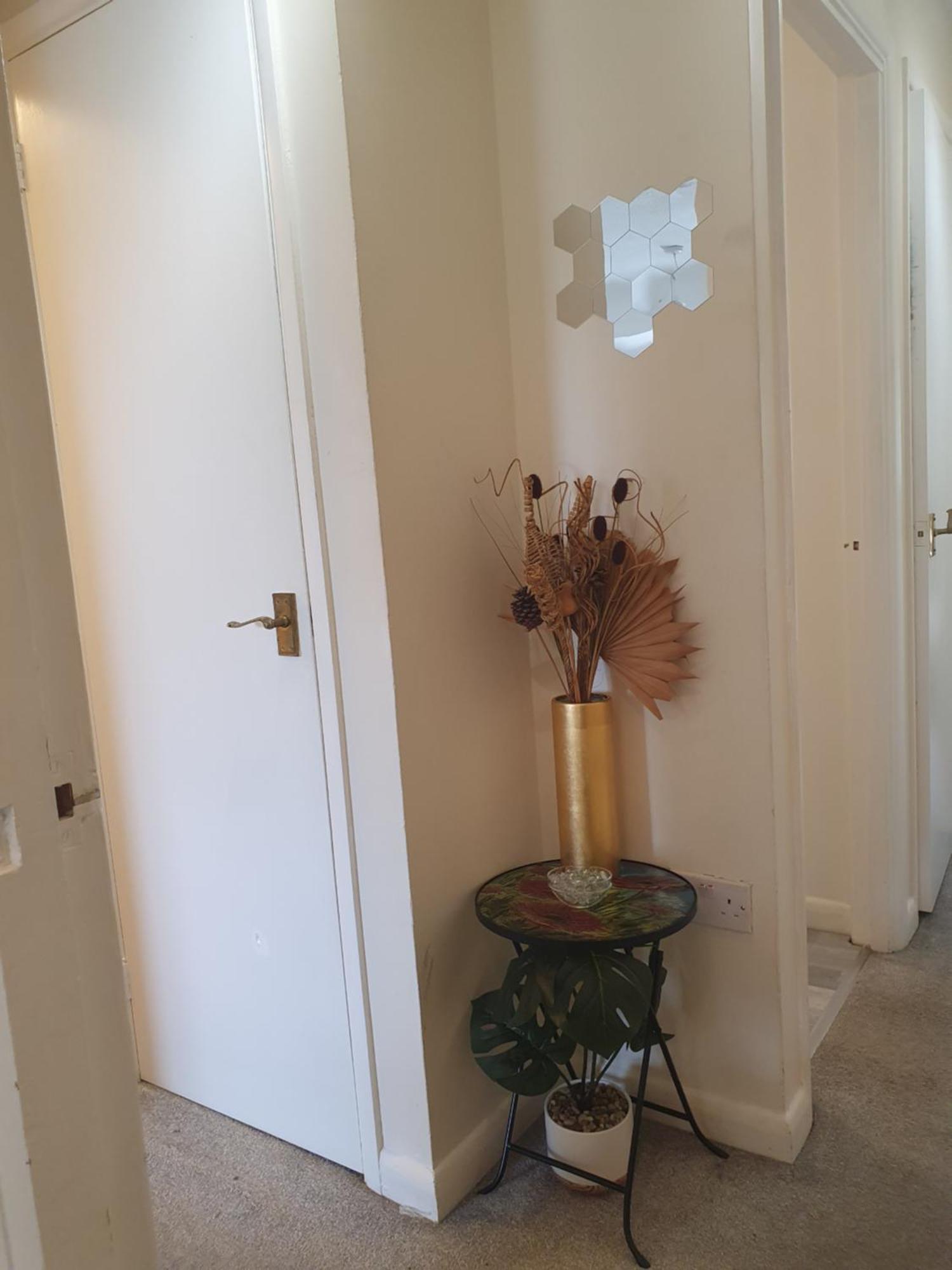 Lovely 1Bedrood Apartment Гілфорд Екстер'єр фото